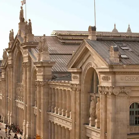 Mercure Gare Du Nord 4*